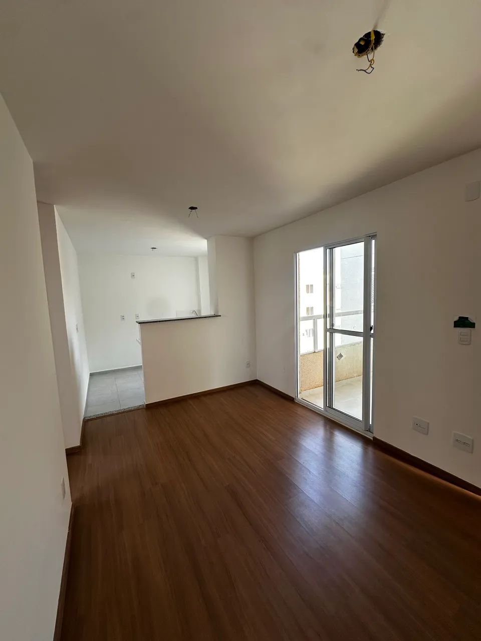 Apartamento NOVO com sacada no Residencial Berati - Foto 4