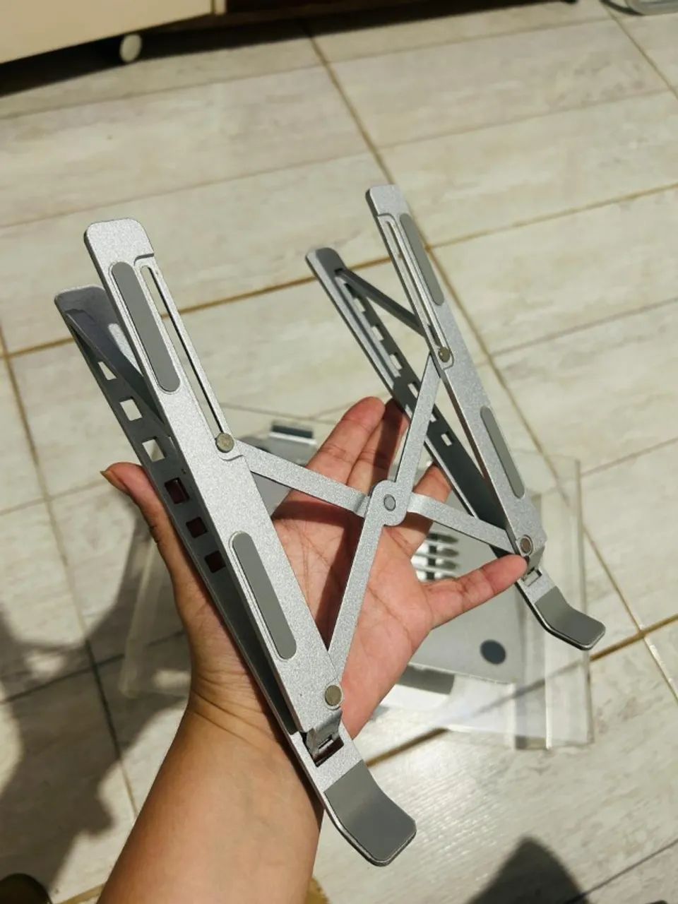 Suportes para notebook e monitor