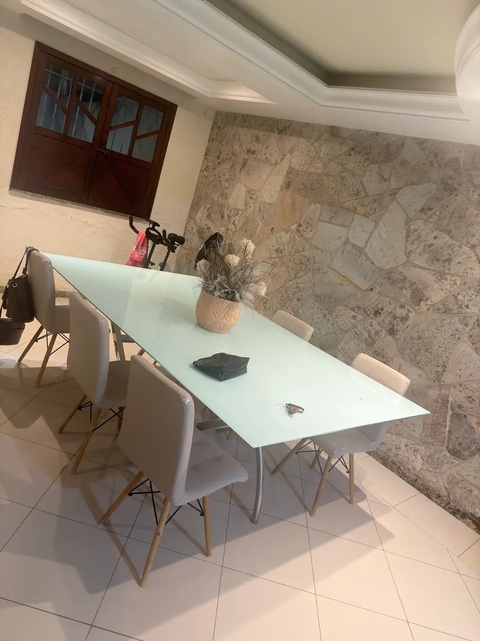 Vendo mesa com cadeira  - Foto 2