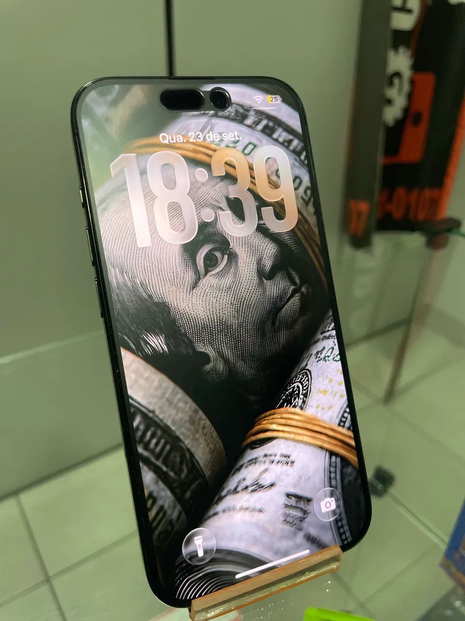 iPhone 15 Pro  - Foto 2