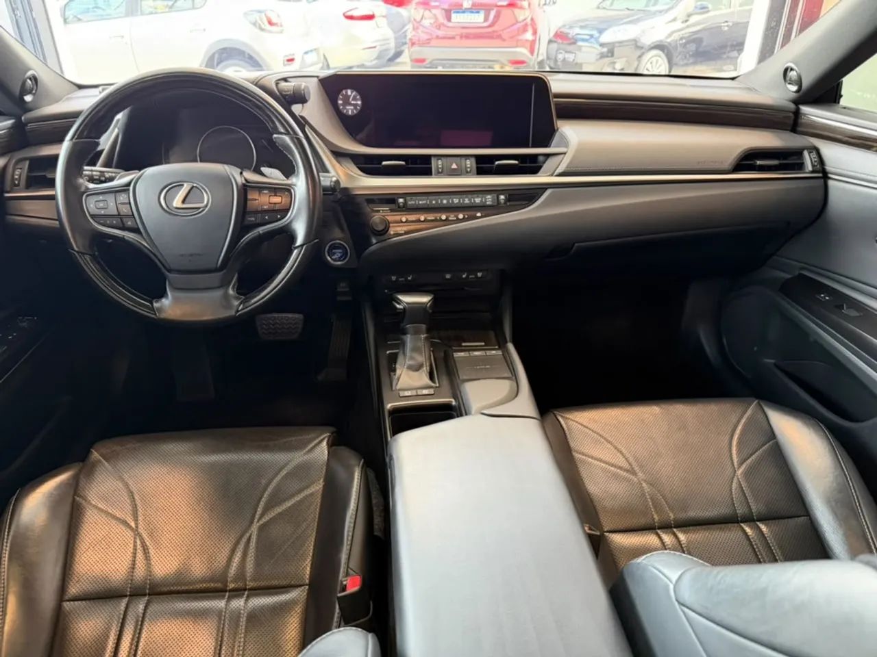 Lexus ES300h ES-300H ES300h 2.5 16V Aut. (hybrid), foto 9 de 20