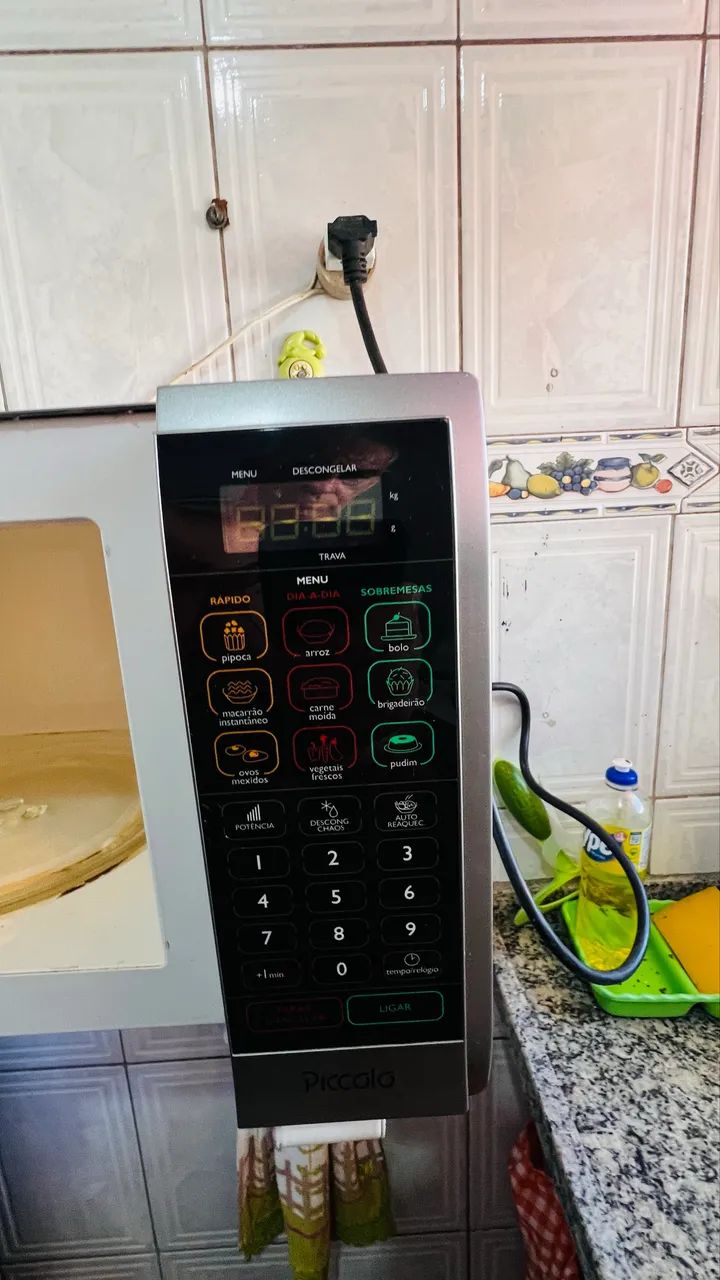 Microondas Panasonic Piccolo - gabinete cinza - Foto 5