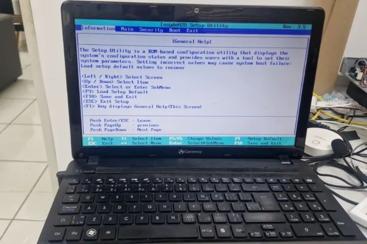 Notebook Gateway sem funcionar - Foto 4