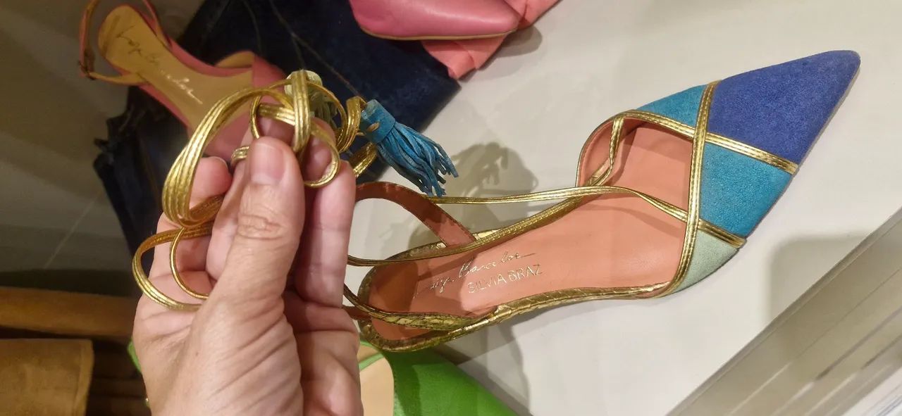 Scarpin Luiza Barcelos 