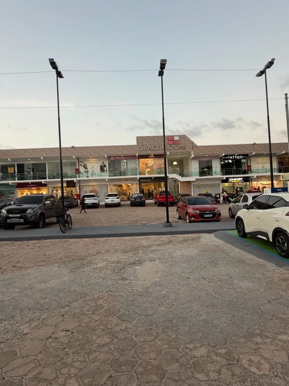 Passo Este Escritório na Avenida dos Holandeses 
