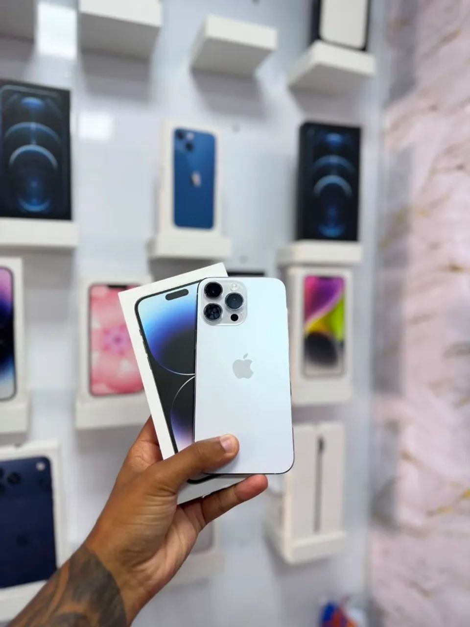 IPHONE 14 PRO MAX 256GB<br>R$ 3.699