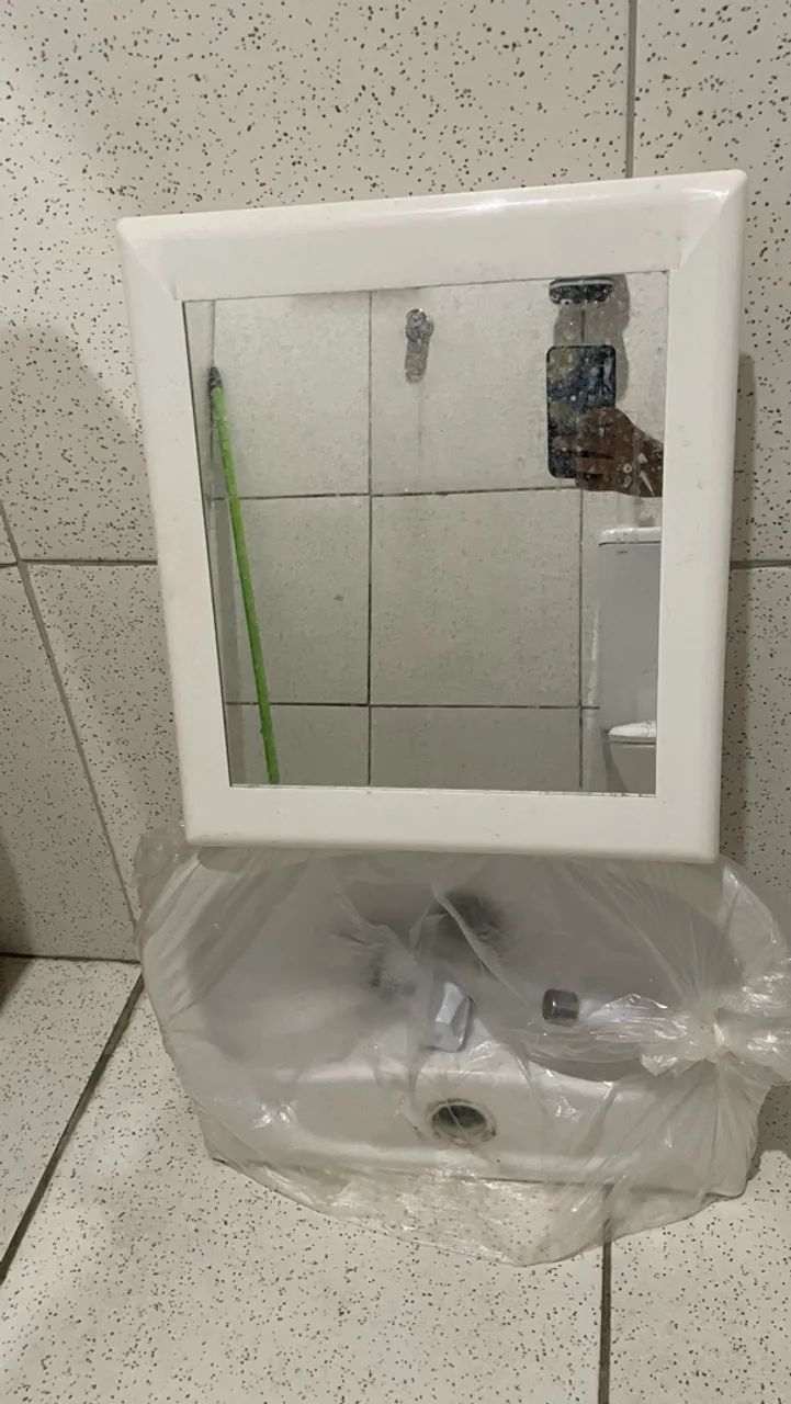 Pia de banheiro com dispensa  - Foto 2