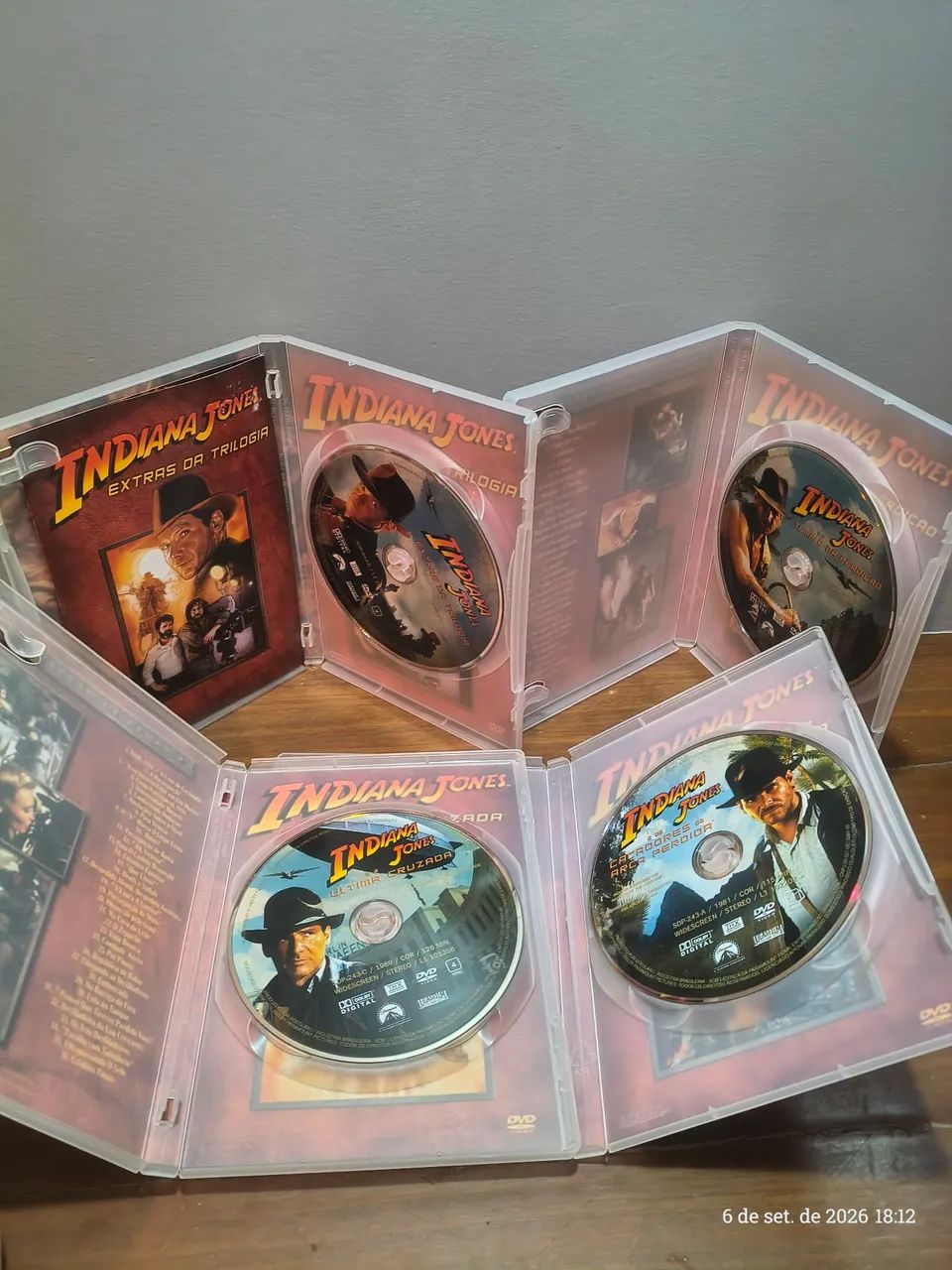 Dvd Indiana Jones - 3 filmes e 1 extra - Foto 5