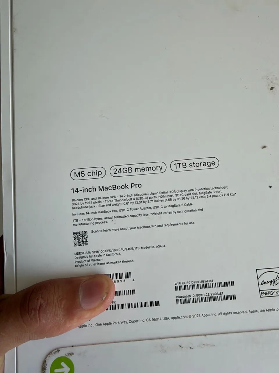 MACBOOK PRO M5 24/1TB - Foto 3