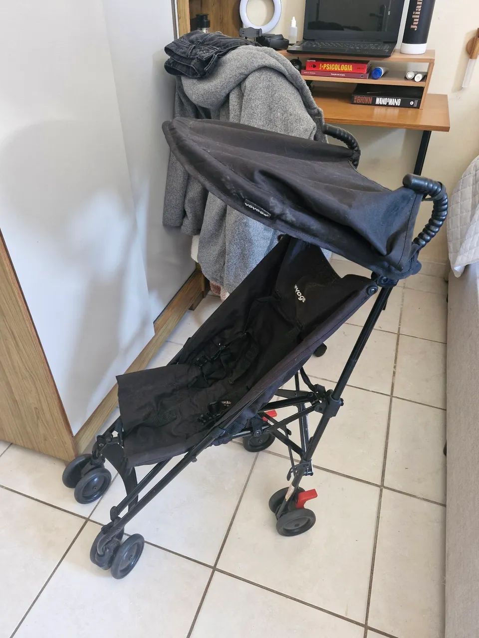 Carrinho compacto voyage