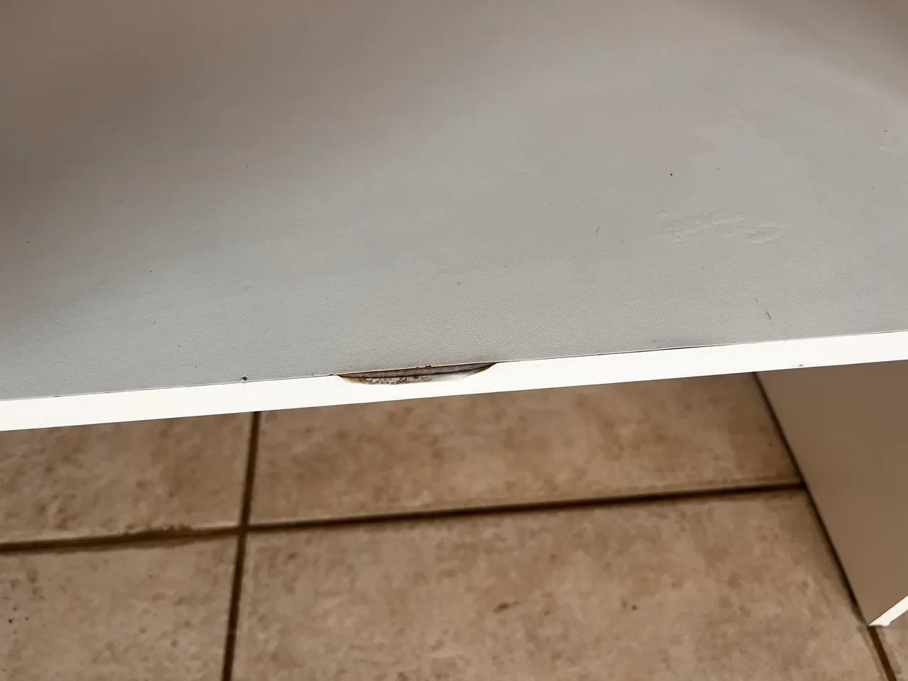 Balcão caixa de loja branco com tampo de vidro - Foto 4