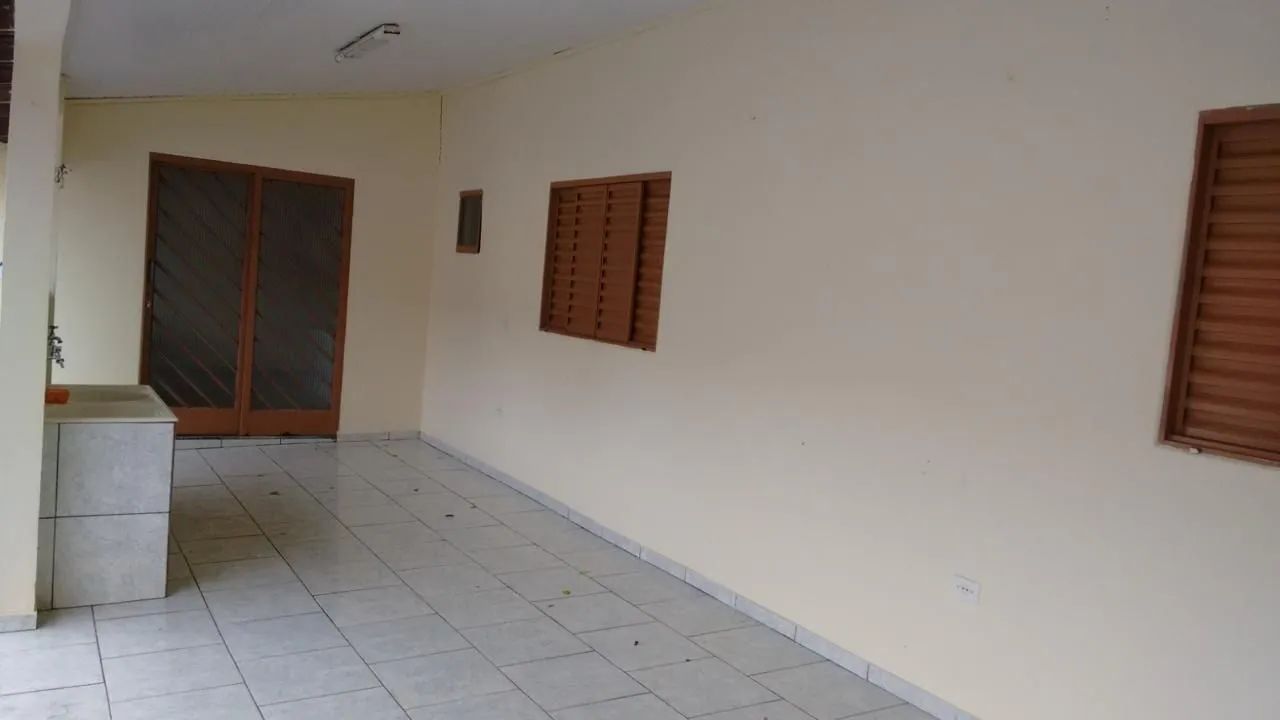 Aluga -se Casa 92m2
