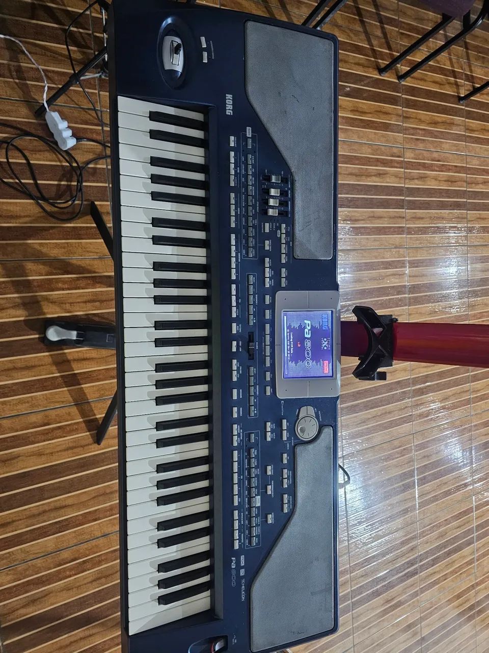 Teclado KORG pa800