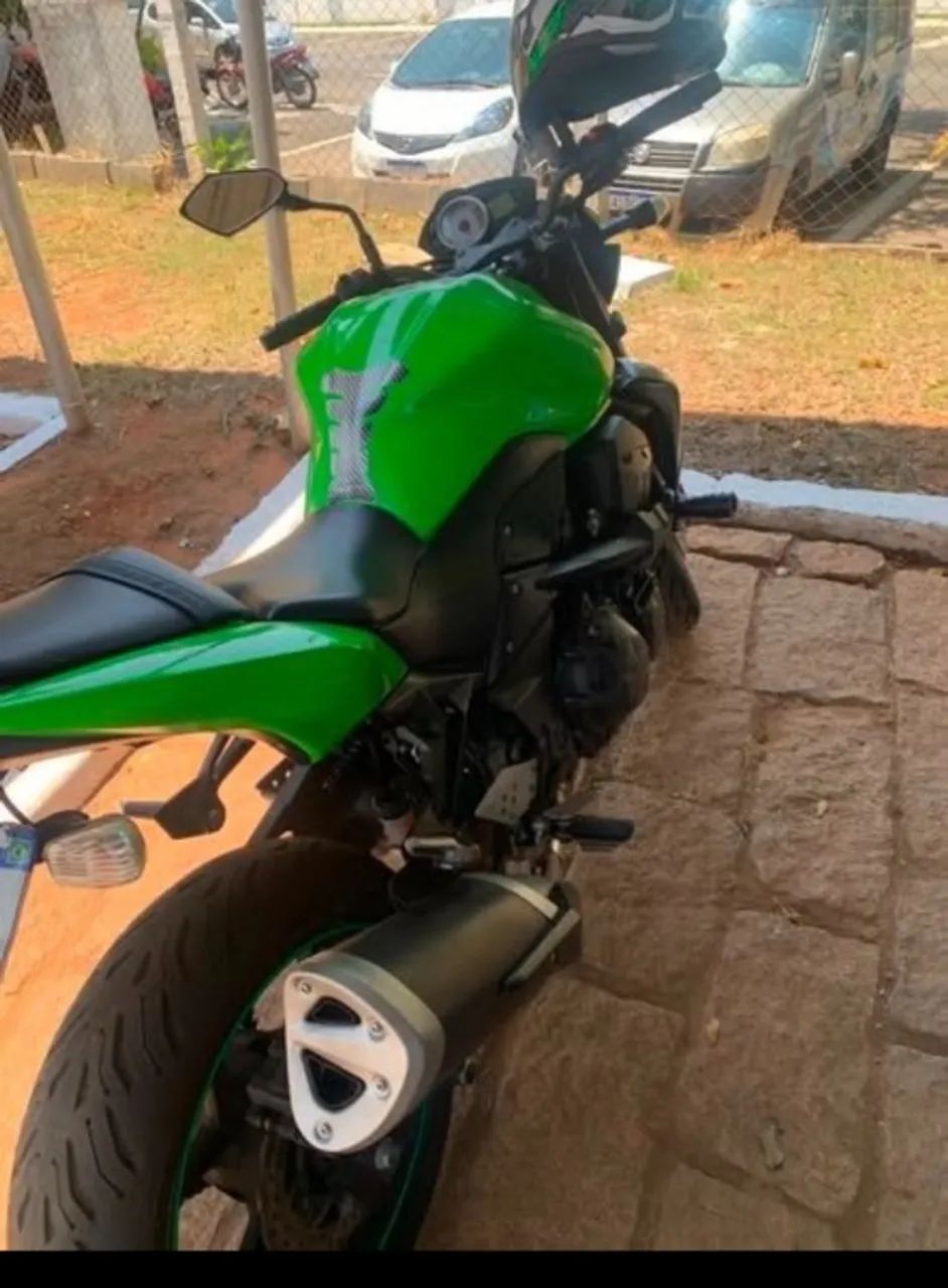 Z-750  - Foto 2