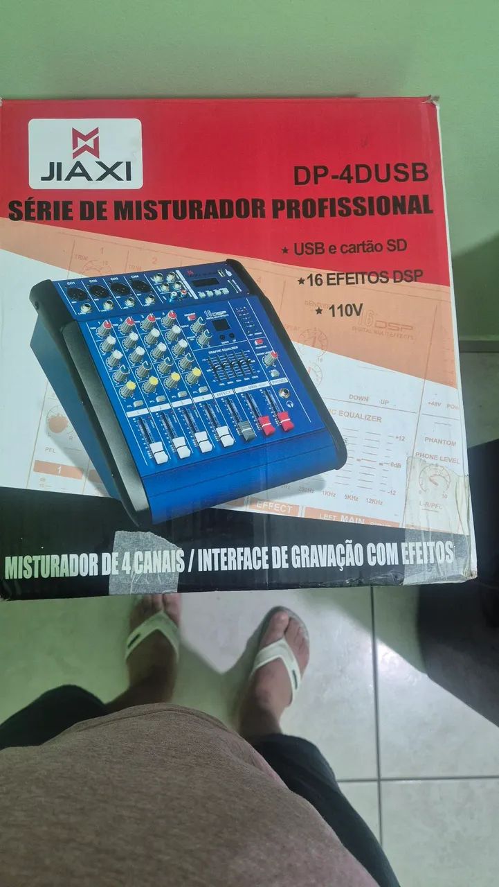 Vendo ou troco mesa de som amplificada  - Foto 2