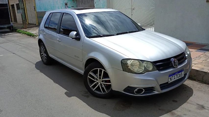 Volkswagen Golf 1.6 MI TOTAL FLEX 8V 4P 2012