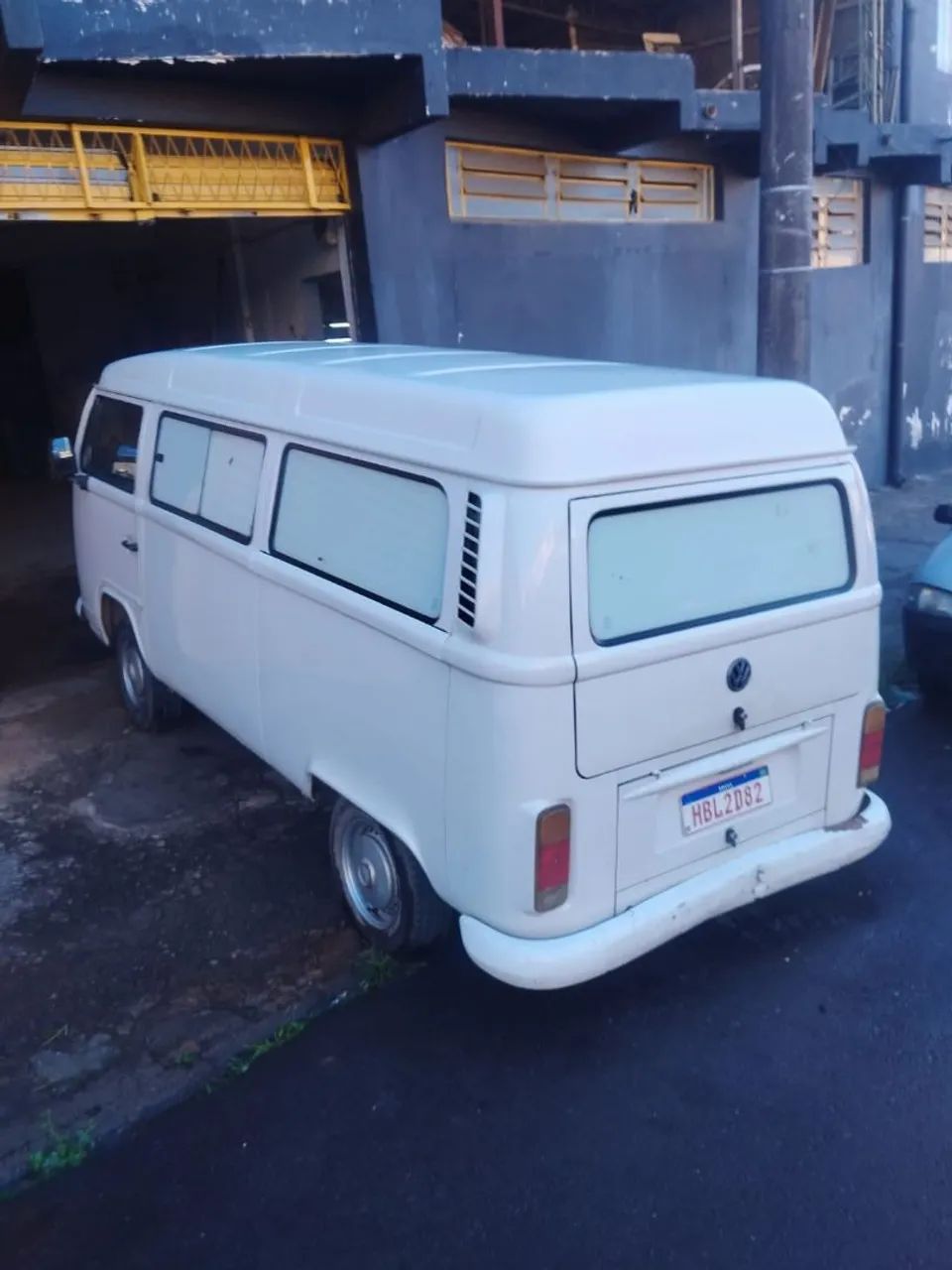 Volkswagen Kombi Kombi Standard/ Luxo/ Série Prata 2004