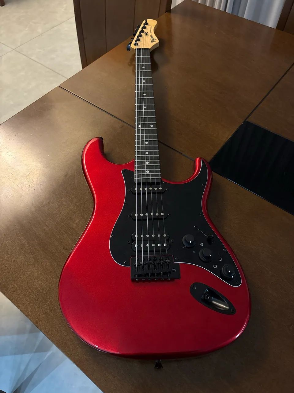 GUITARRA tagima sixmart - candy apple - Instrumentos musicais