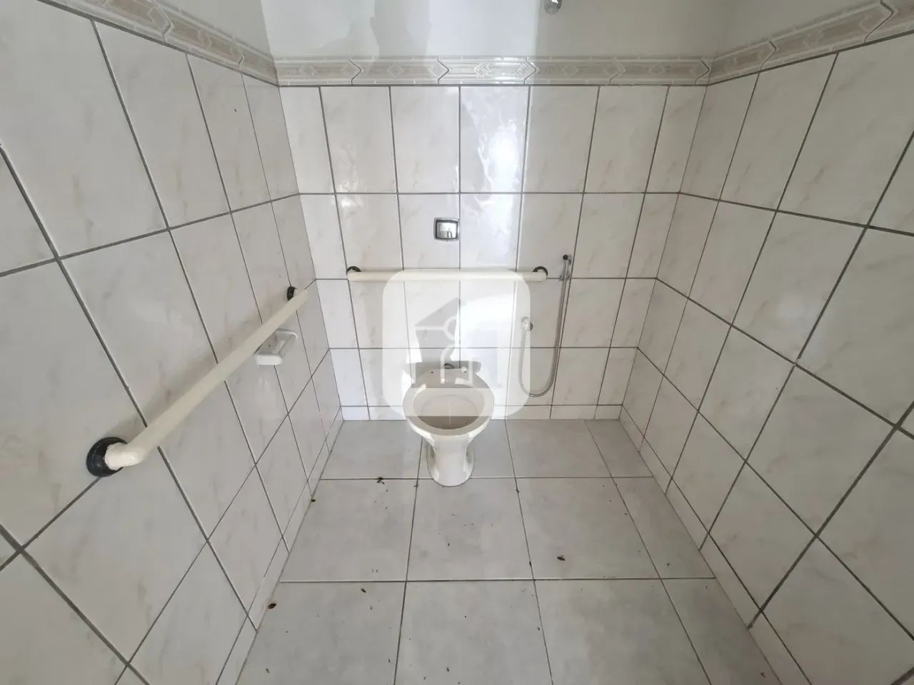Loja comercial para locação no bairro Martins - Foto 5