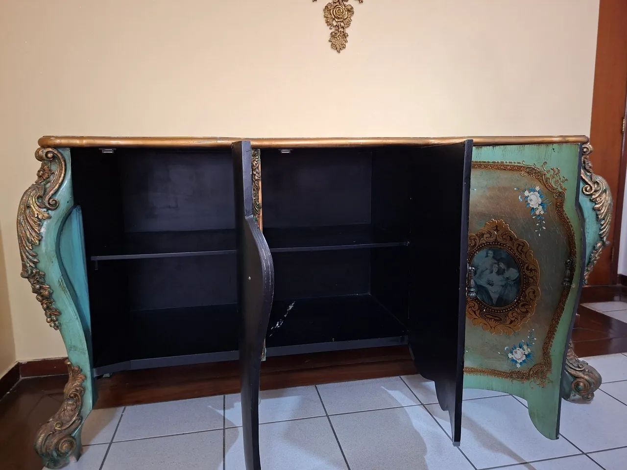 VENDO ARMÁRIO CLÁSSICO  - Foto 2