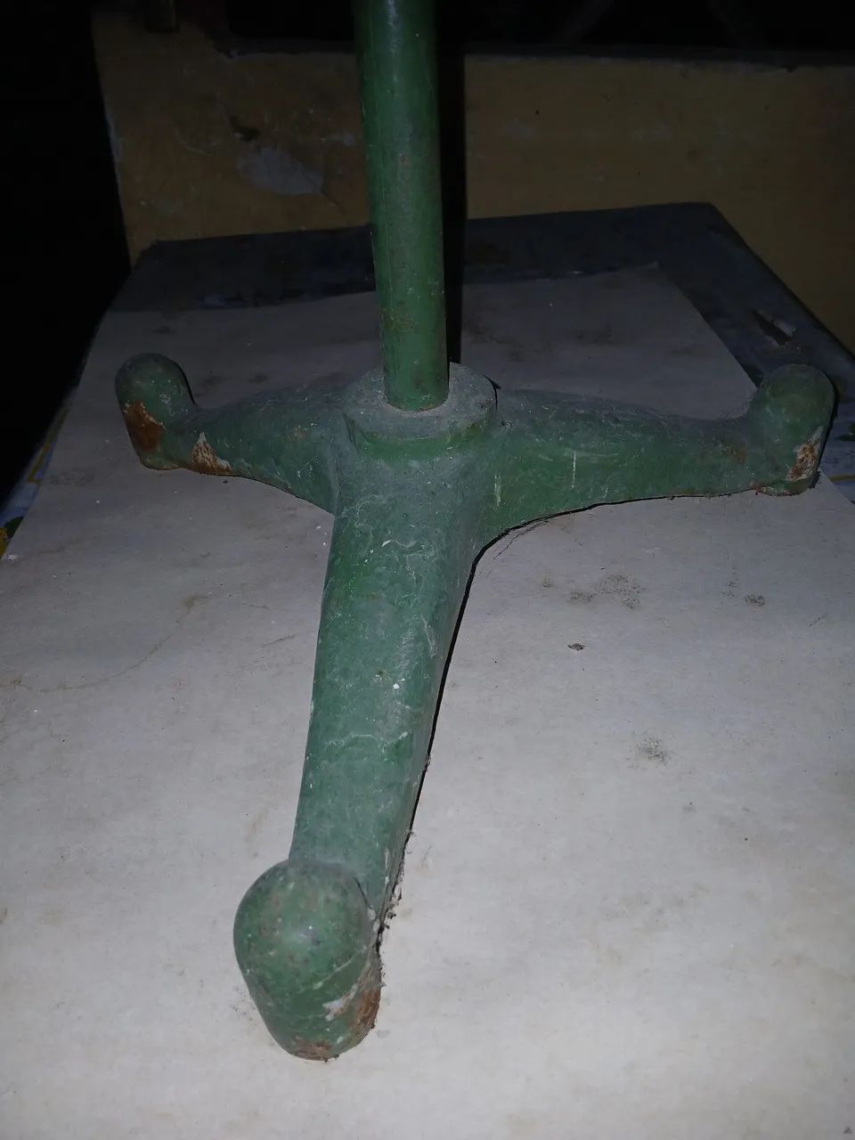 Pes de ferro Mesa - Foto 4