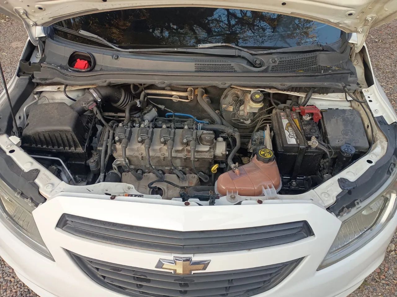 Chevrolet Onix JOY Hatch 1.0 8V Flex Mec. 4P 2018 - Foto 5