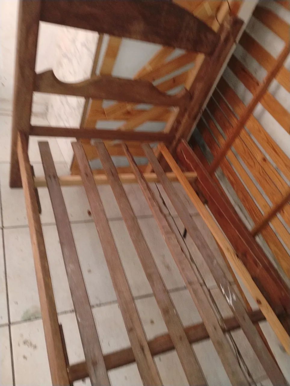 Cama de sucupira maciça de solteiro  - Foto 4