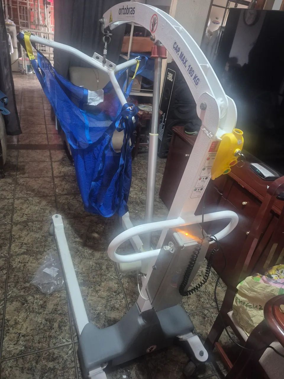 Guincho hospitalar eletrico para acamados - Foto 2
