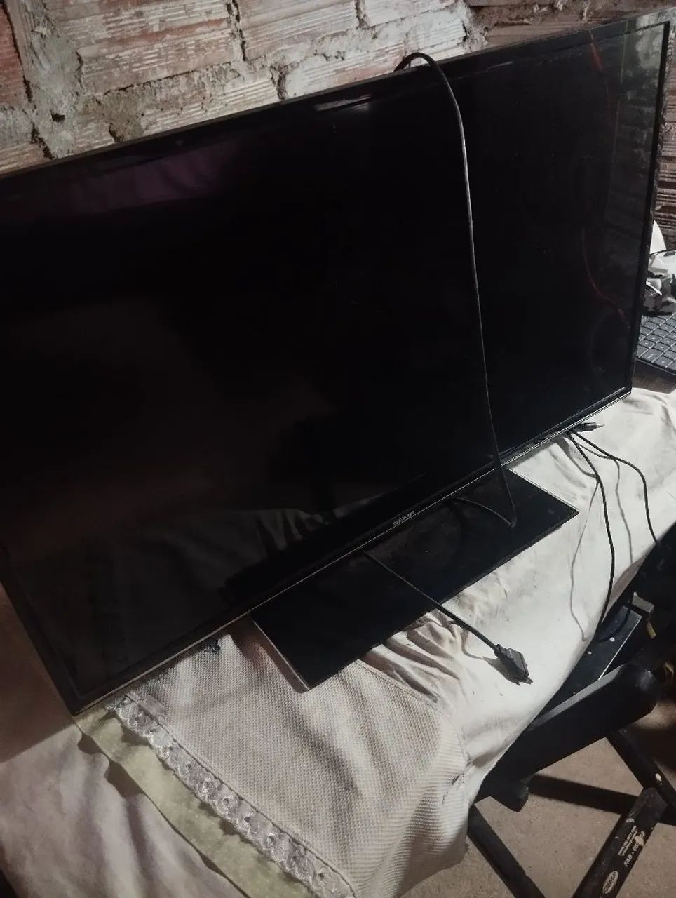 Vendo televisão 32 pegadas funcionando  - Foto 2
