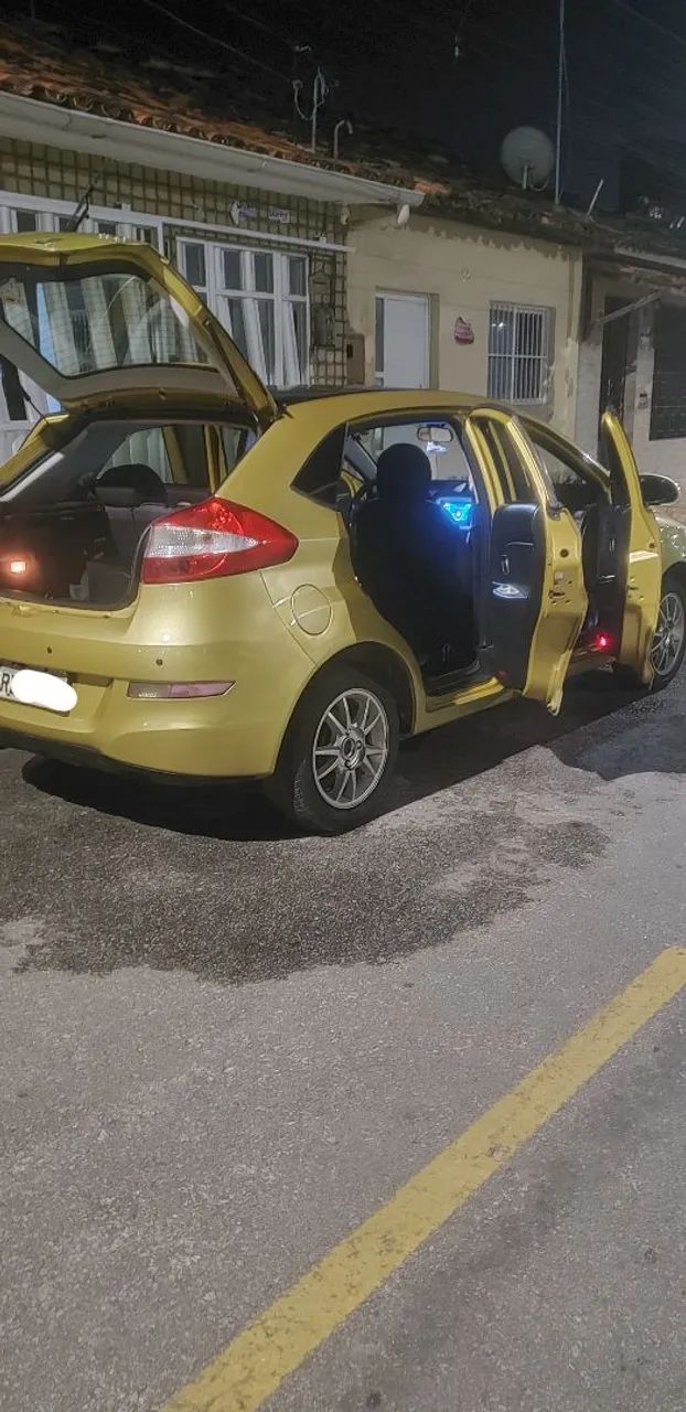 Chery Celer Hatch 1.5 16V Flex 5P 2013 - Foto 5