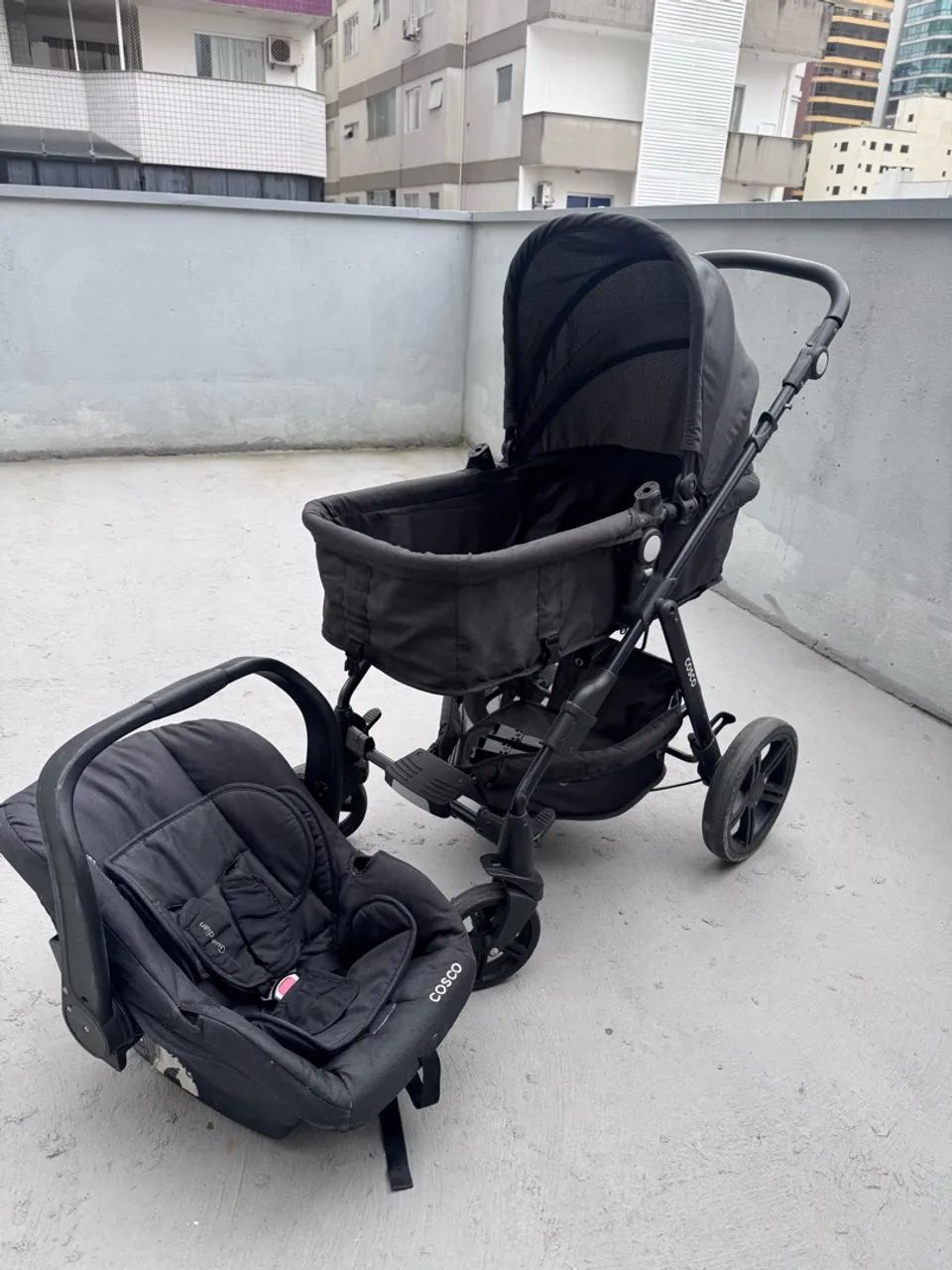 Carrinho de bebe e bebê conforto com base  - Foto 4