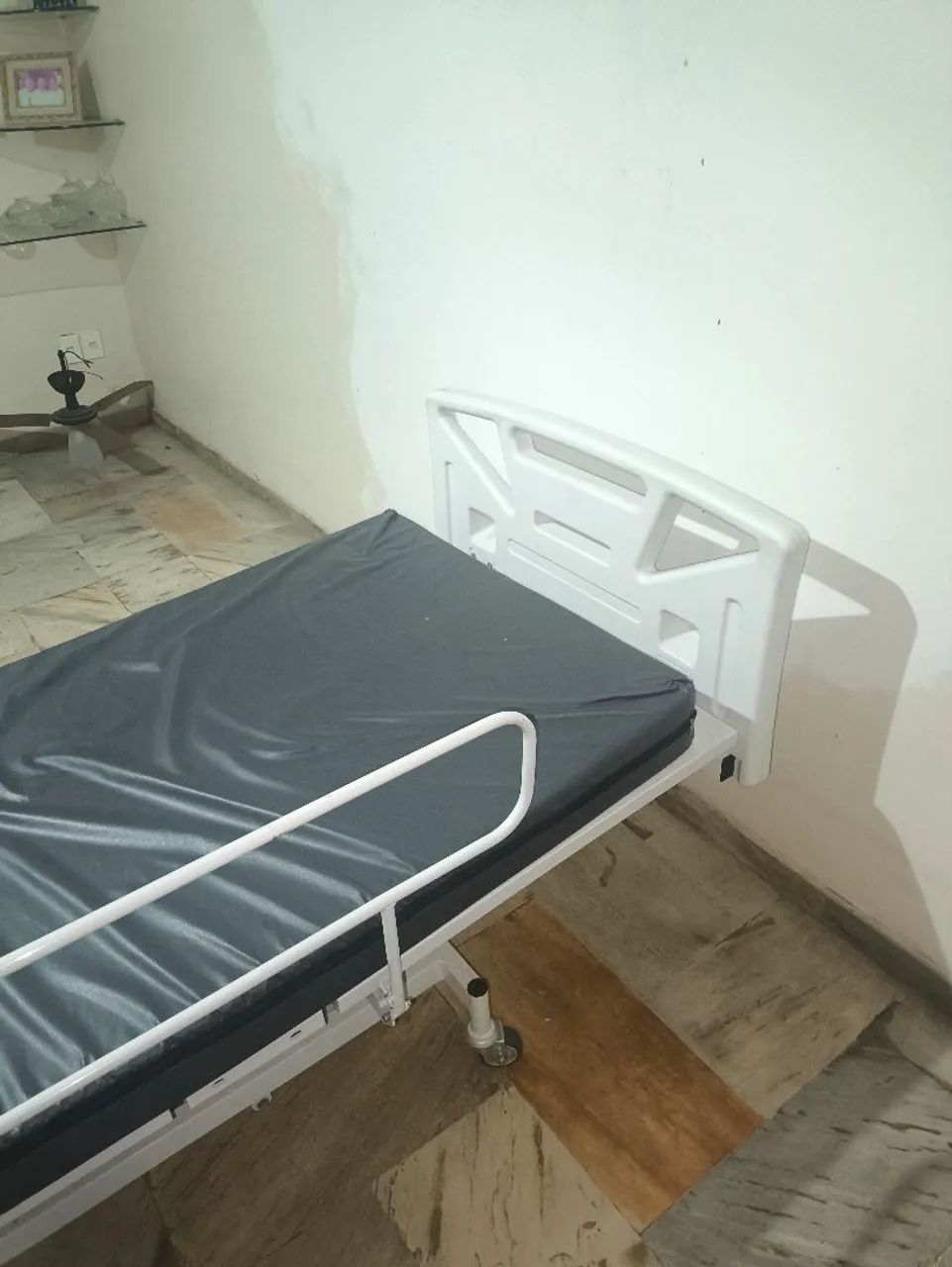 Cama Hospitalar 2 meses de uso