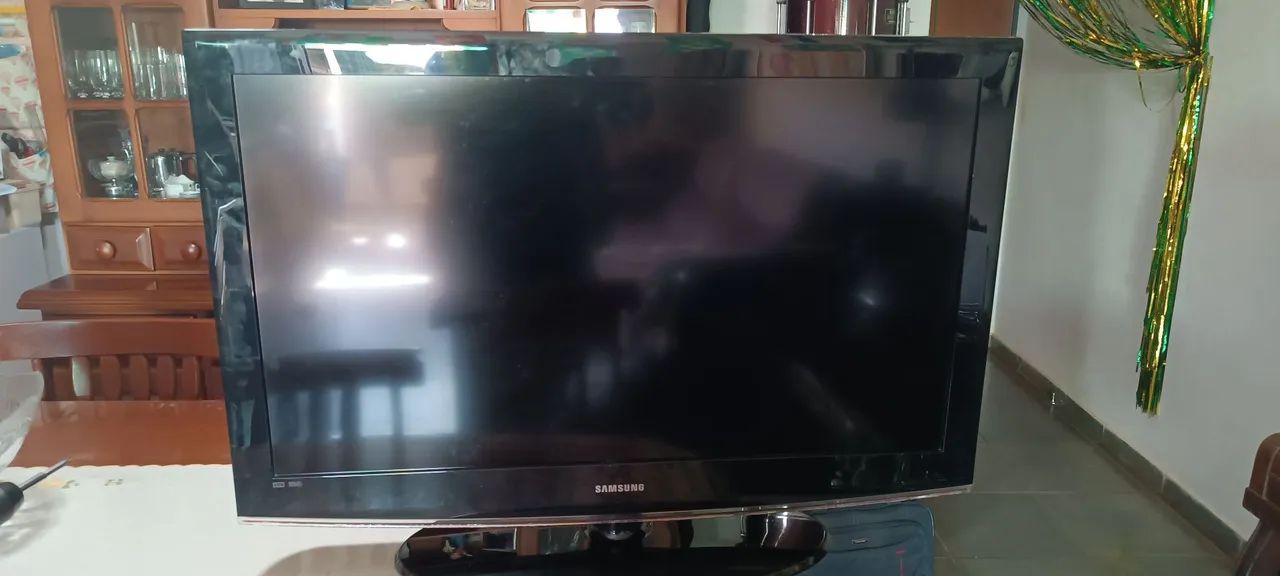 TV para retirar peça!!!PRA IR EMBORA!!! - Foto 2