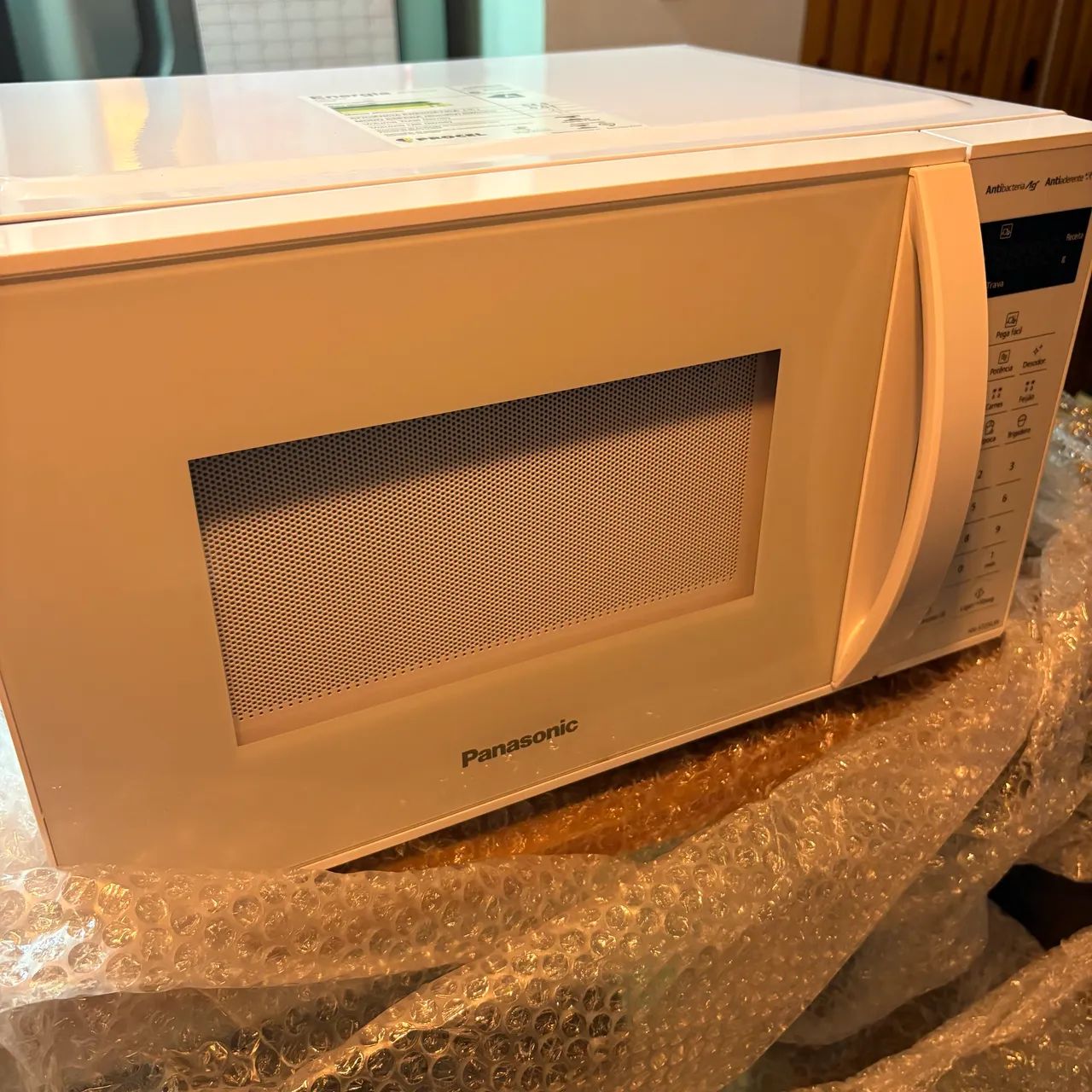 MICROONDAS PANASONIC 21L (muito bem conservado)