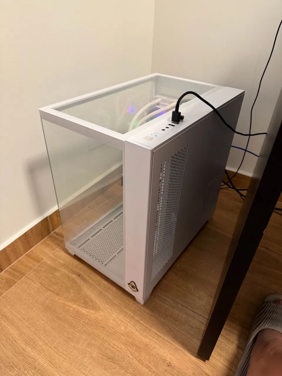 Pc gamer Rtx 4060 AMD 5700 X3D  - Foto 4