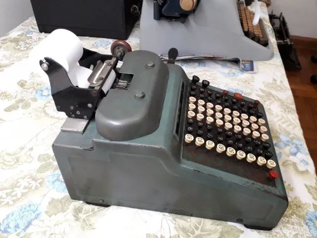 Antiga calculadora  - Foto 2
