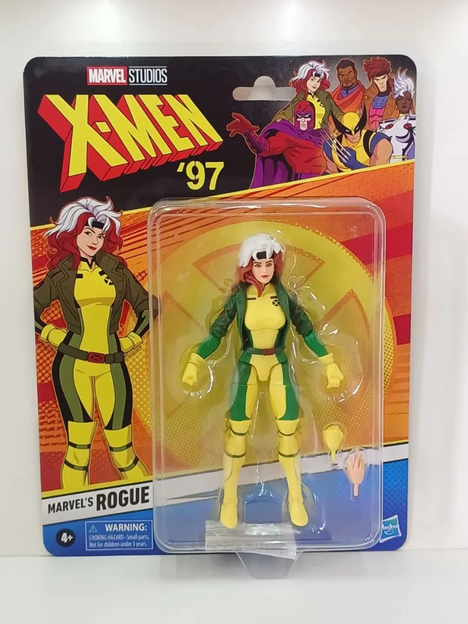Magneto x-men 97 traje vermelho Marvel Legends HASBRO - Brinquedos