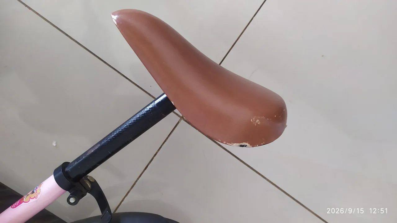 Bicicleta de equilíbrio com apoio de pés  - Foto 5