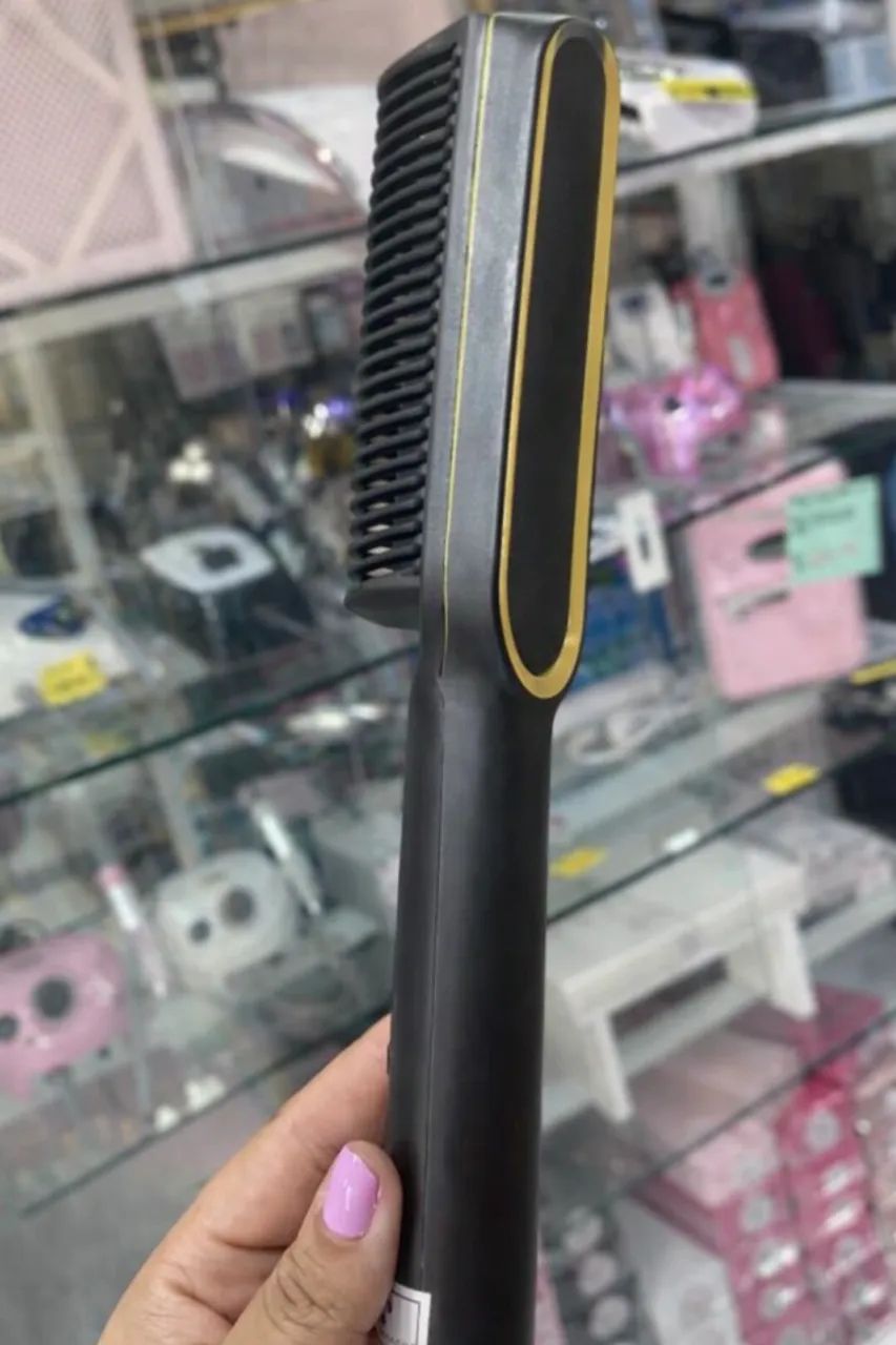 Escova Alisadora 3 em 1 | Alisa, Modela e Dá Brilho | Nova