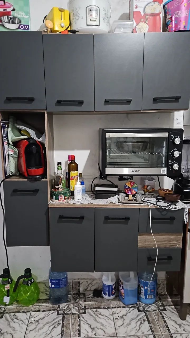 Armario de cozinha usado em ótimo estado. 