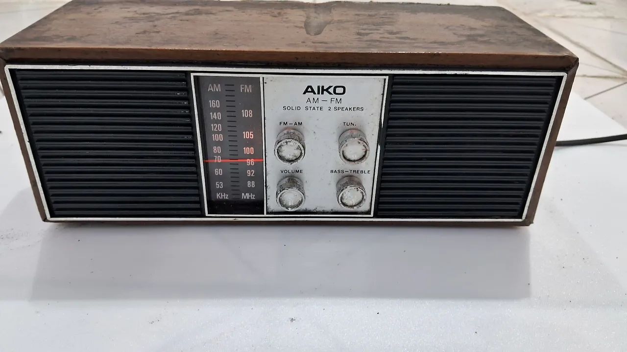 Rádio antigo ayko 