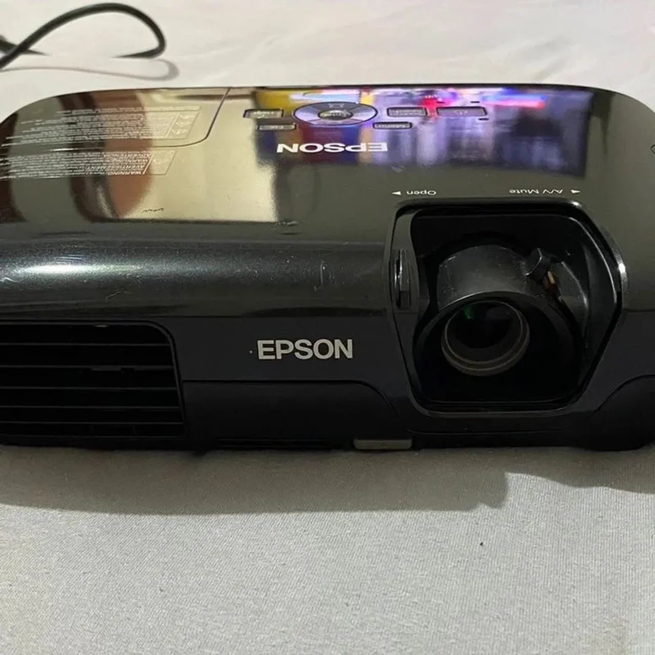 Projetor Epson - até 150 Polegadas 