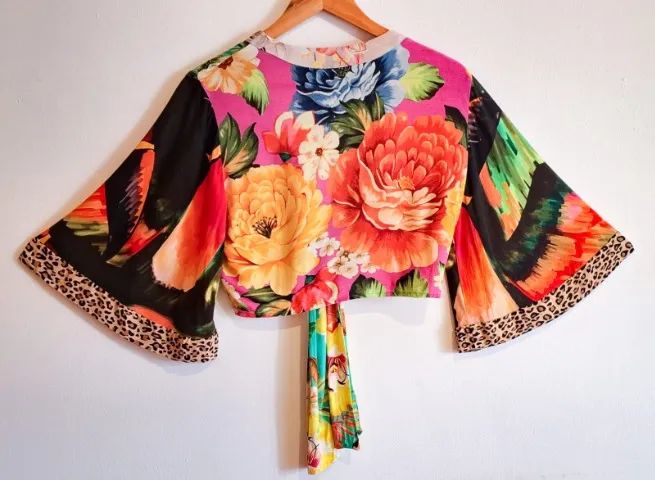 blusa cropped estampada farm - Foto 3