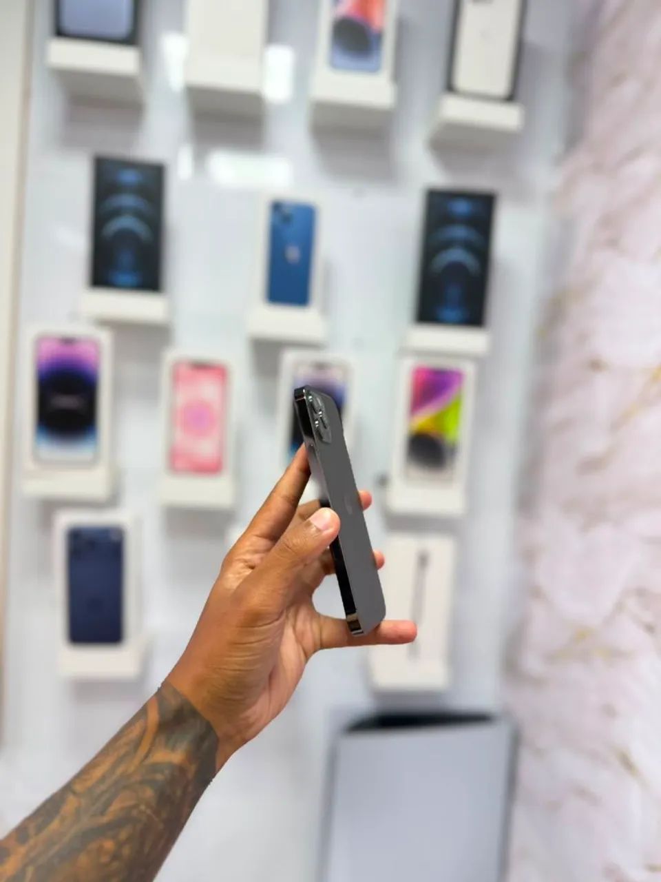 IPHONE 12 PRO MAX 256GB<br>R$ 2.599 - Foto 4