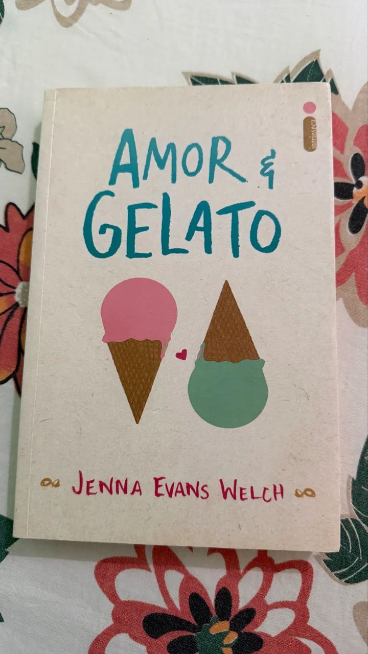 Vendo livro em perfeito estado 