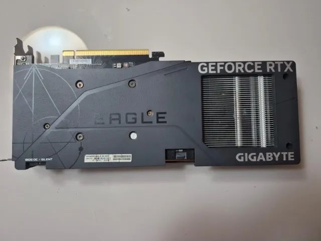 Placa de Video RTX 4060 8GB Gigabyte Eagle OC - Foto 3