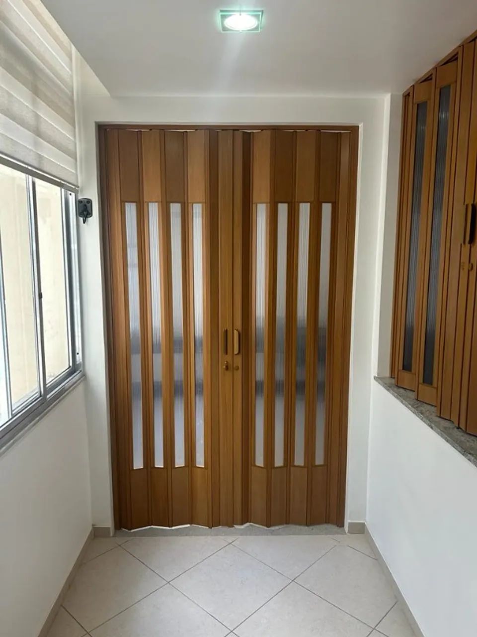 Porta Sanfonada e Fechamento de Pia - Venda com Instalação