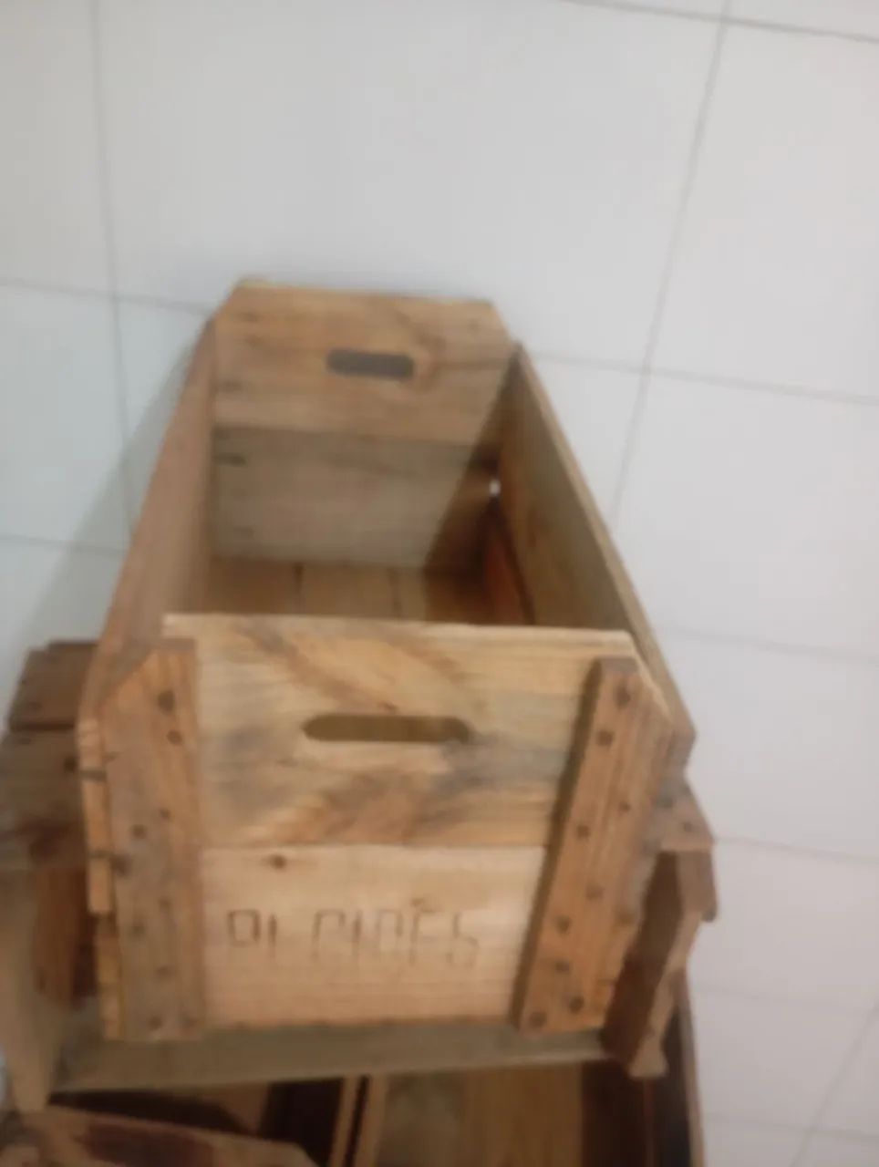 Caixa de madeira multiuso  - Foto 4