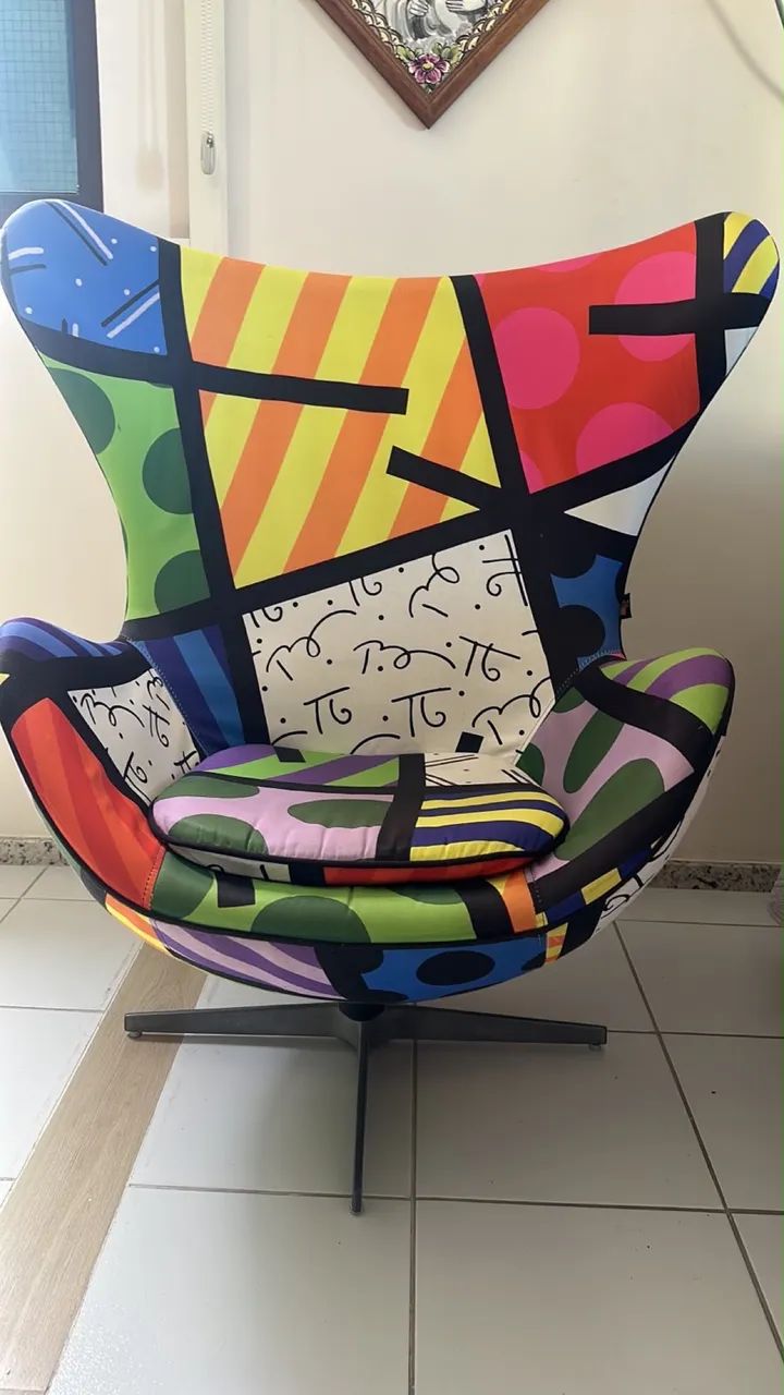 Vendo Poltrona Romero Brito Super Nova - Foto 2