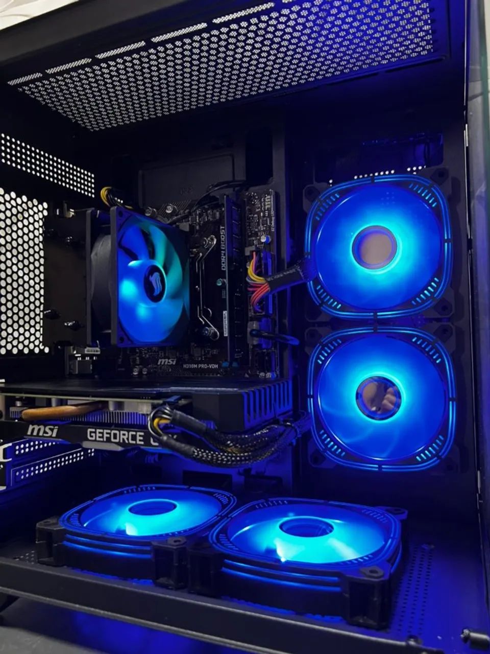 ゲーミングPC　i5-9600KF GPU無し　自作マシーン PC Gamer Intel Core i5 9600KF + GTX 1660 Super + 16GB Ram - Loja